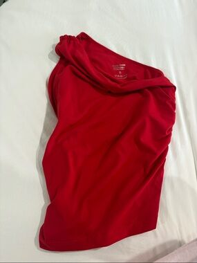 Red One-Shoulder Women’s Top - Brand: Torrid